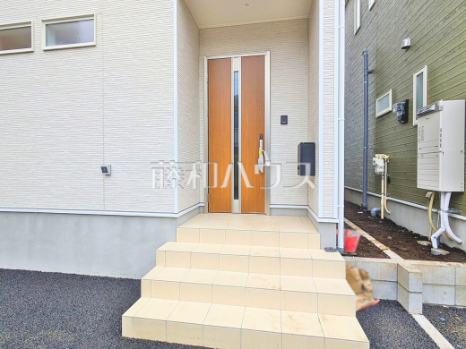 2号棟　玄関　【三鷹市北野３丁目】
