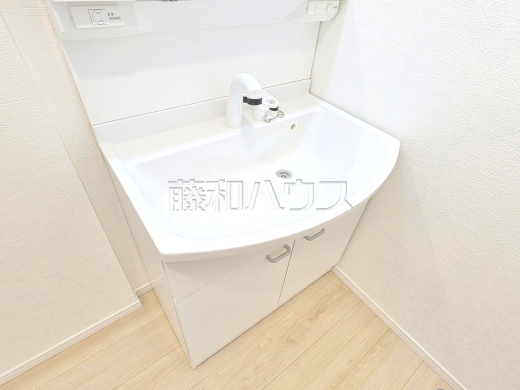 1号棟　洗面台　【三鷹市北野３丁目】