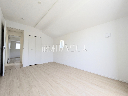 ≪1号棟　居室≫部屋の雰囲気や広さ・眺望・間取りの使い勝手など、是非一度、ご自身の目で確かめてみてください。　　【府中市本宿町１丁目】