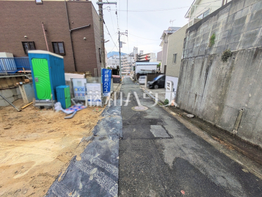 接道状況および現場風景　【福岡市城南区松山１丁目】