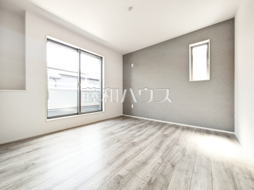 光と風の通り道。全室南向き2面採光の開放感が、家族の毎日を健やかに包みます。
1号棟　居室　【清瀬市下宿１丁目】