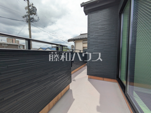 1号棟　バルコニー　【春日井市気噴町北１丁目】