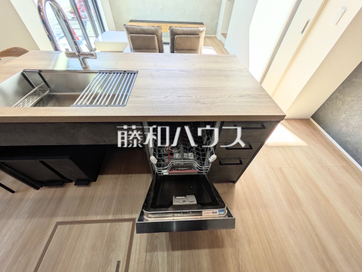 27号棟モデルハウス　キッチン・食器洗浄乾燥機　【新座市野火止３丁目】