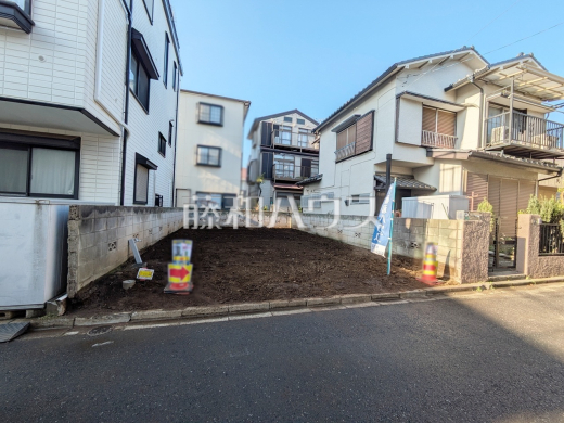 基礎や内装といった建築中の様子が確認可能♪　【新座市栄５丁目】