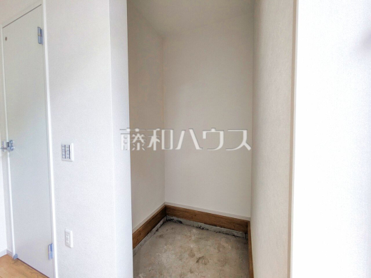 収納 【日野市豊田3丁目】