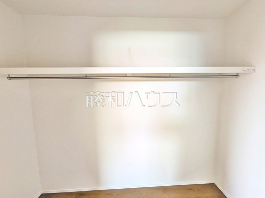 ウォークインクローゼット　【糟屋郡粕屋町花ヶ浦２丁目】
