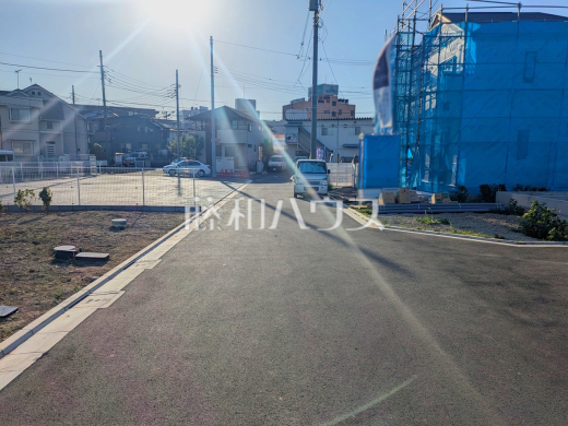 ≪接道状況≫見学はしたいけど、なかなか時間が取れない・・・そんな方に出勤前や仕事終わりにマイホームを見学できるサポートをいたします。　【府中市分梅町３丁目】