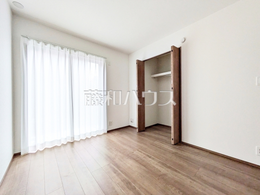 居室　【練馬区大泉学園町６丁目】