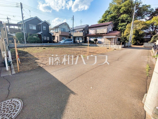 接道状況および現場風景　【東久留米市南沢１丁目】西武池袋線　東久留米駅 徒歩15分