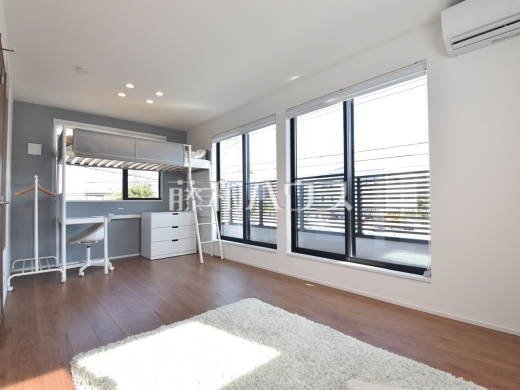 建物プラン例（内観） 幼い頃のたくさんの想い出が詰まった実家の部屋。それは特別な場所としていつまでも心に残っています。　
[参考プラン] 
建物価格：1,540万円（税込）　建物面積：88.02m&sup2;