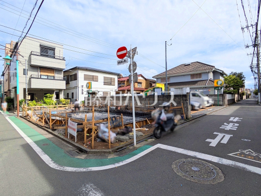 接道状況および現場風景　【三鷹市下連雀２丁目】