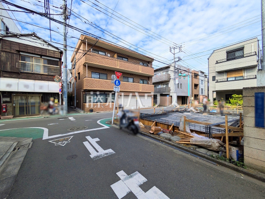 接道状況および現場風景　【三鷹市下連雀２丁目】