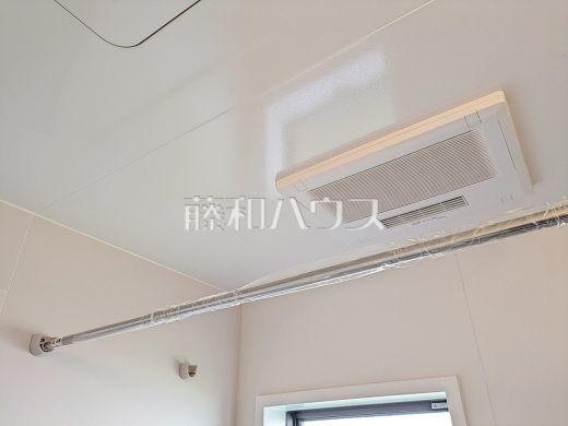 9号棟 浴室乾燥機 【国分寺市北町4丁目】 雨の日の強い味方!浴室換気乾燥機付きユニットバスで洗濯物が乾かせます。