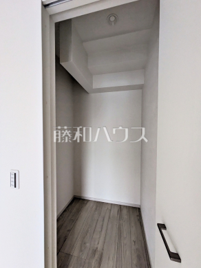 1号棟　ファミリークローゼット　【八王子市子安町２丁目】