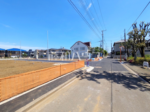 接道状況および現場風景　【三鷹市上連雀９丁目】