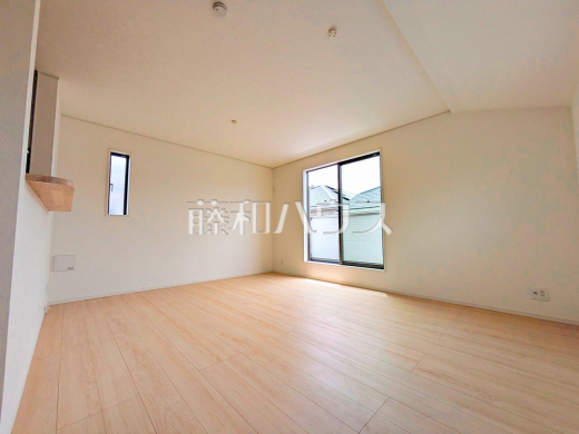 2号棟　リビング　【府中市清水が丘３丁目】
