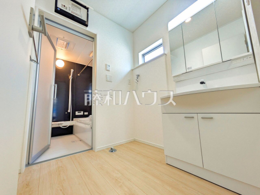 2号棟　洗面室　【府中市清水が丘３丁目】