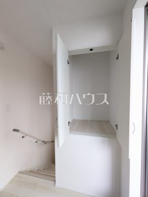 2号棟 2階ホール収納 【宜野湾市野嵩4丁目】