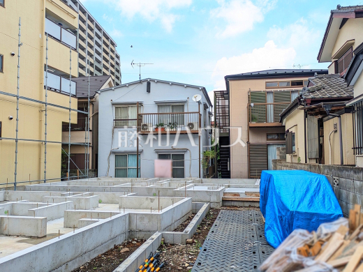 1号棟　外観(画像奥)　【和光市白子２丁目】