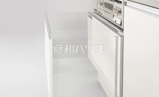 ソフトモーションレール
ゆっくり静かに閉まるソフトモーションレール。収納してある食器の「ガチャン」という嫌な音がしません。【練馬区下石神井３丁目】