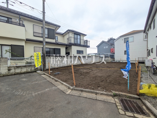 接道状況および現場風景　【日野市南平５丁目】