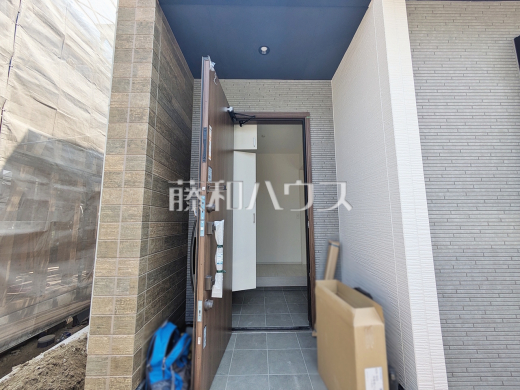 玄関　【福岡市南区鶴田２丁目】