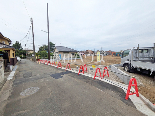 接道状況および現場風景　【東村山市恩多町５丁目】