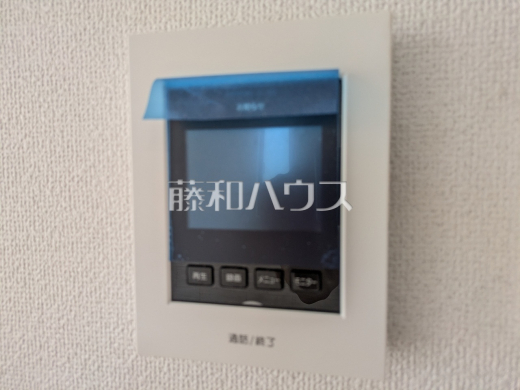 4号棟 TVモニター付きインターホン 【うるま市字西原】 TVモニター付きインターホンのため訪問者がひと目で分かります