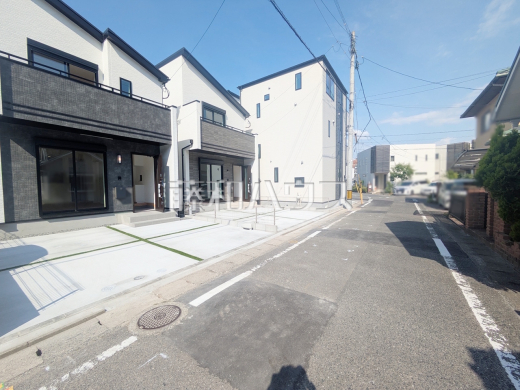 接道状況および現場風景　【春日市春日原東町４丁目】