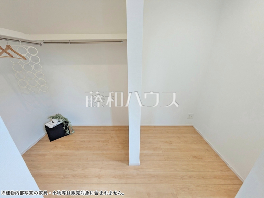 A号棟　ウォークインクローゼット　【春日市春日原東町４丁目】