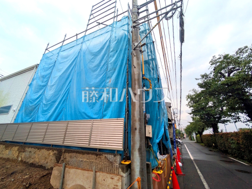 ≪接道状況≫建物のプレゼンをさせていただきますので、実際の完成イメージを思い描いていただくことができます。お気軽にお問合せ下さい。　【府中市押立町５丁目】