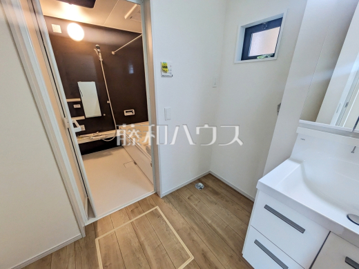 1号棟　洗濯機置き場　【春日井市如意申町２丁目】