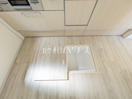 2号棟　キッチンの床下収納　【日野市大字石田】