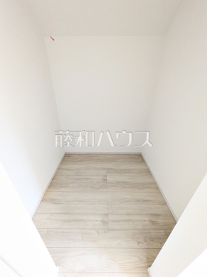 ウォークインクローゼット 【武蔵村山市大南4丁目】