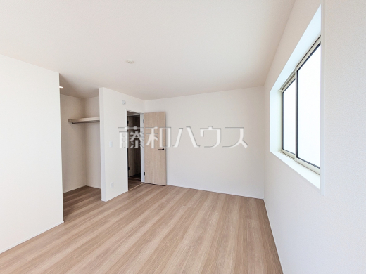 居室 【那覇市具志2丁目】