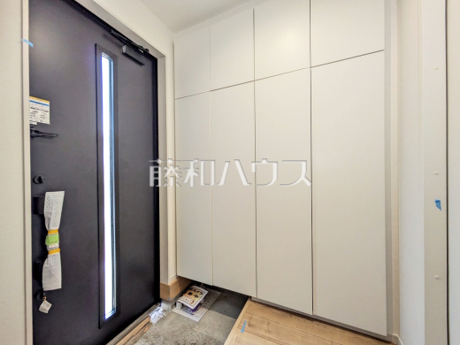玄関　【立川市砂川町１丁目】