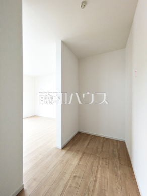 ウォークインクローゼット　【立川市砂川町１丁目】