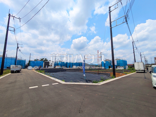 現場風景　 住まいの事なら地元で豊富な実績を誇る、地域密着の当社へお任せ下さい！ 　【新座市野火止３丁目】