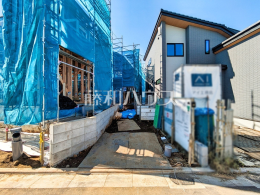 2号棟　外観　【東久留米市浅間町２丁目】 建物のプレゼンをさせていただきますので、実際の完成イメージを思い描いていただくことができます。お気軽にお問合せ下さい。 