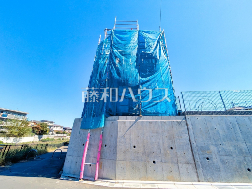 3号棟　外観　【東久留米市浅間町２丁目】 見学はしたいけど、なかなか時間が取れない・・・そんな方に出勤前や仕事終わりにマイホームを見学できるサポートをいたします。 