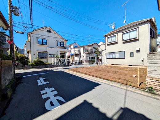 接道状況および現場風景 物件の事、諸費用の事など、小さな疑問もお気軽にご連絡・ご相談下さい。 【西東京市中町4丁目】
