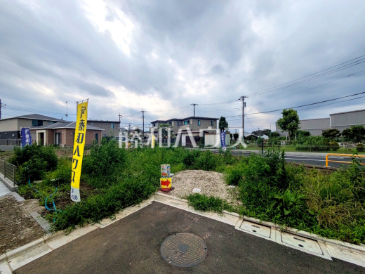 ≪現地外観≫見学はしたいけど、なかなか時間が取れない・・・そんな方に出勤前や仕事終わりにマイホームを見学できるサポートをいたします。【府中市南町６丁目】