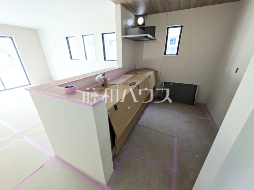 施工中