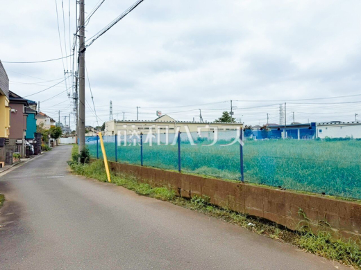 接道状況および現場風景　【東久留米市下里２丁目】 平日のご案内も可能です。まずはお気軽にお問合せ下さいませ。 