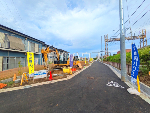 ≪接道状況≫　建築会社を自由にセレクトできる土地分譲で理想の暮らしを叶えて下さい　【府中市白糸台４丁目】