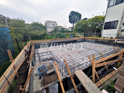 狛江市和泉本町１丁目
