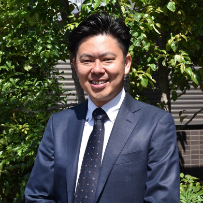 野村 智一