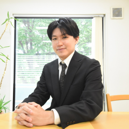 角谷 優太