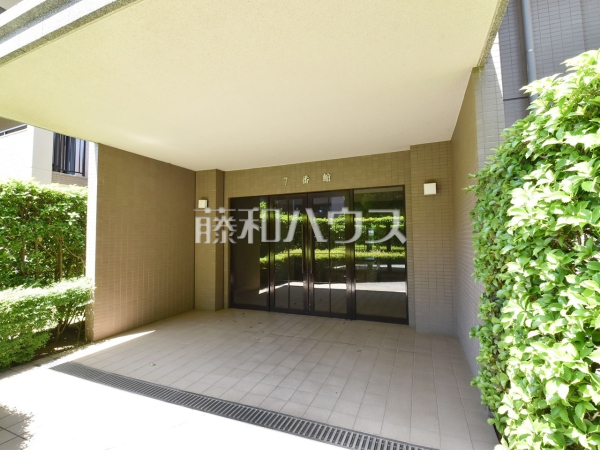 エントランス　【ヴィラージュ・ヴェール　7番館】
