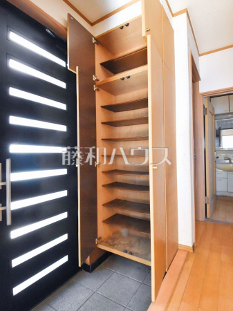 玄関収納　【新座市野寺５丁目】